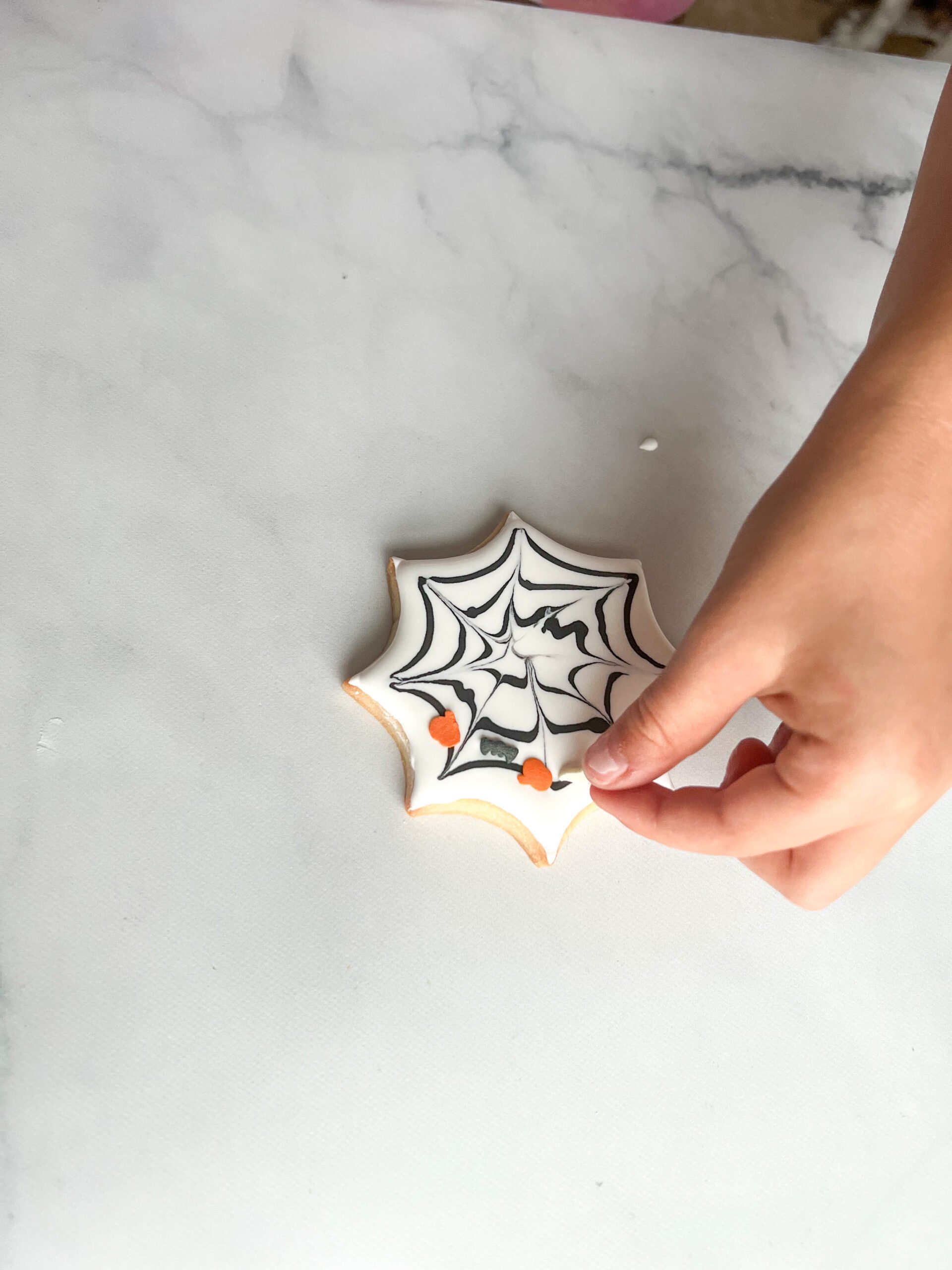 Easy Spiderweb cookie